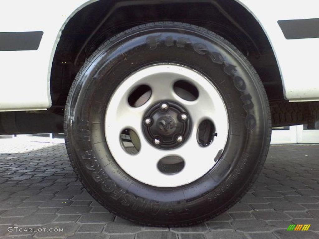 2003 Ram Van 1500 Commercial - Bright White / Dark Slate Gray photo #20