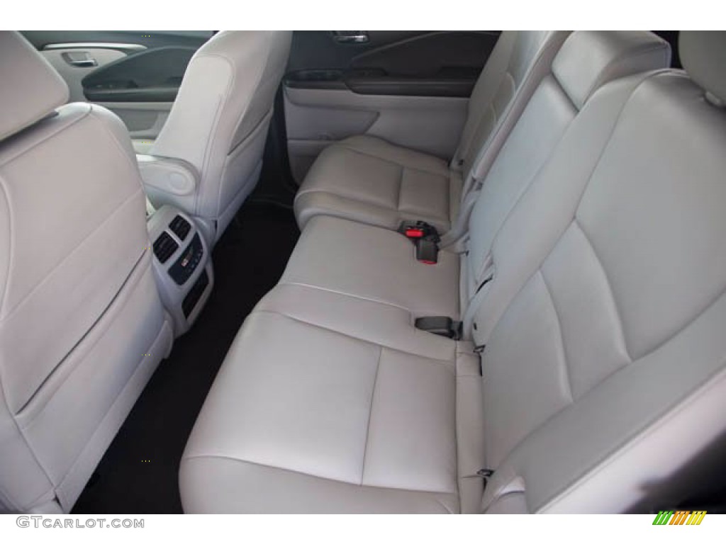 Gray Interior 2018 Honda Pilot EX-L Photo #142638803