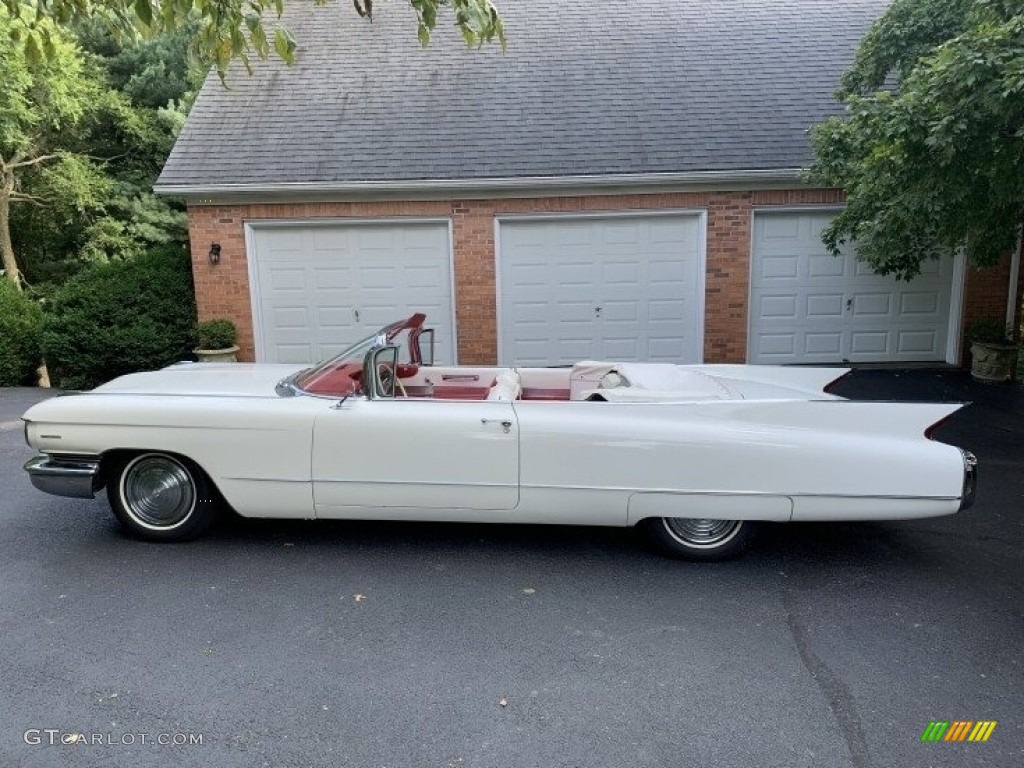 Olympic White 1960 Cadillac Series 62 Convertible Exterior Photo #142639928