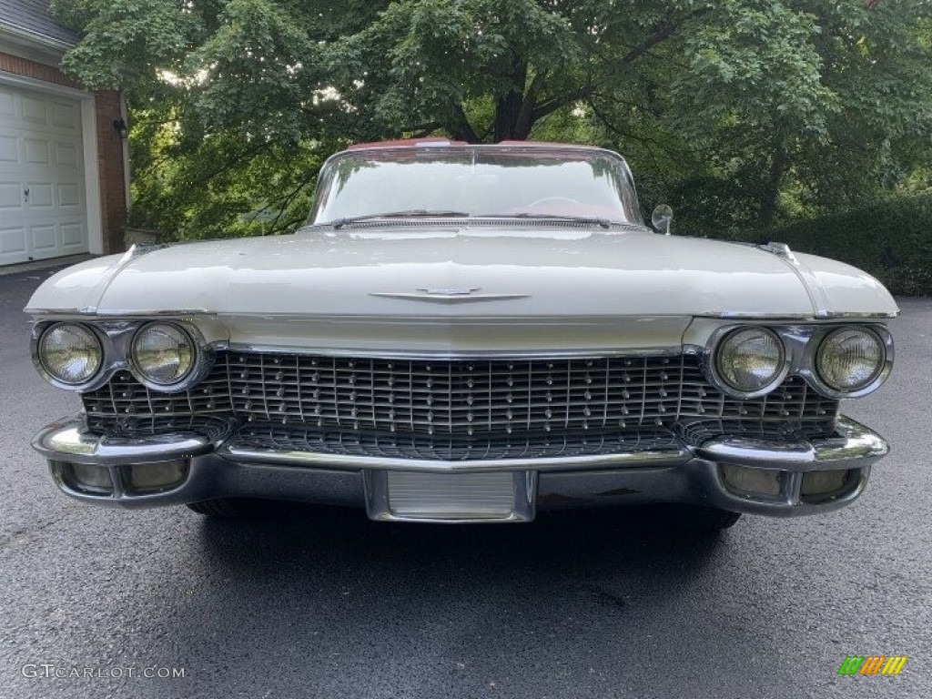 Olympic White 1960 Cadillac Series 62 Convertible Exterior Photo #142640065
