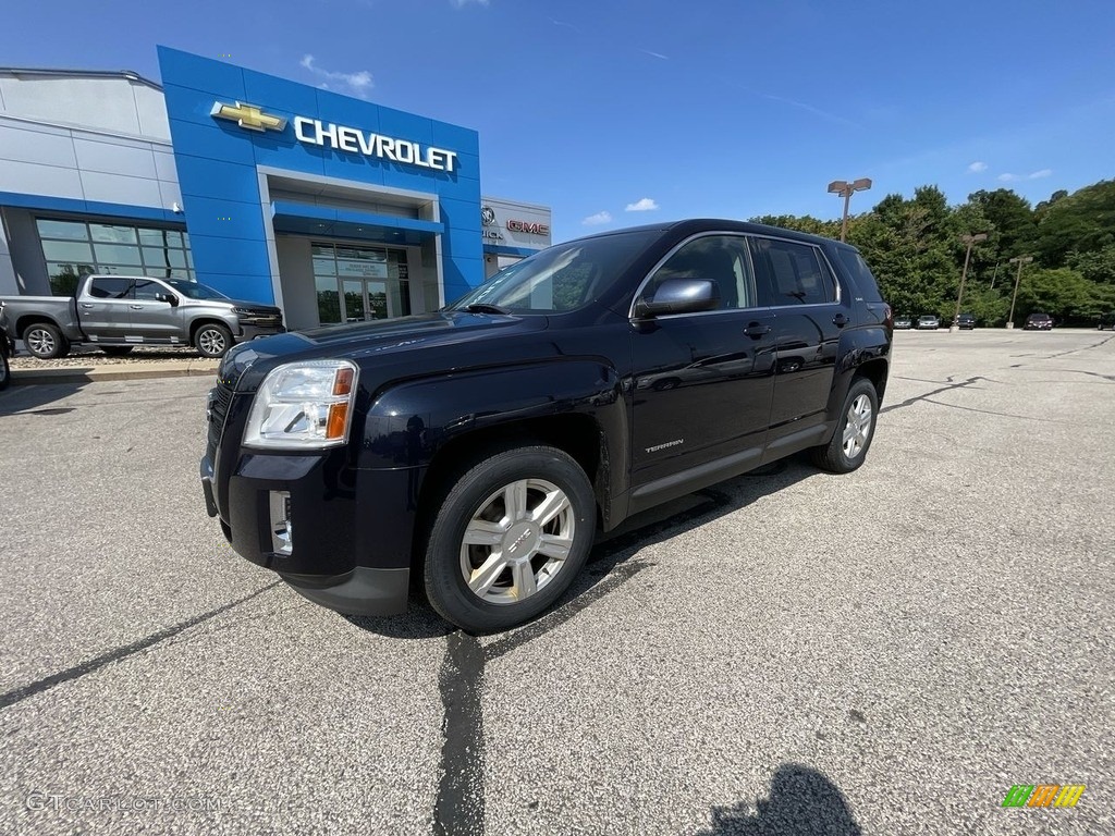 Dark Sapphire Blue Metallic GMC Terrain