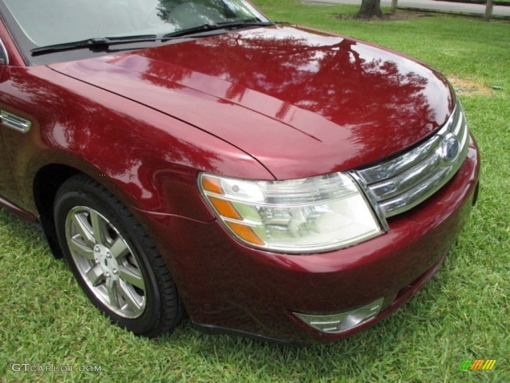 2008 Taurus SEL - Merlot Metallic / Camel photo #23