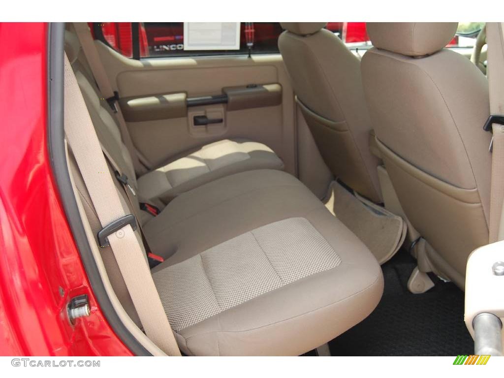 2005 Explorer Sport Trac XLT - Bright Red / Medium Dark Flint photo #8