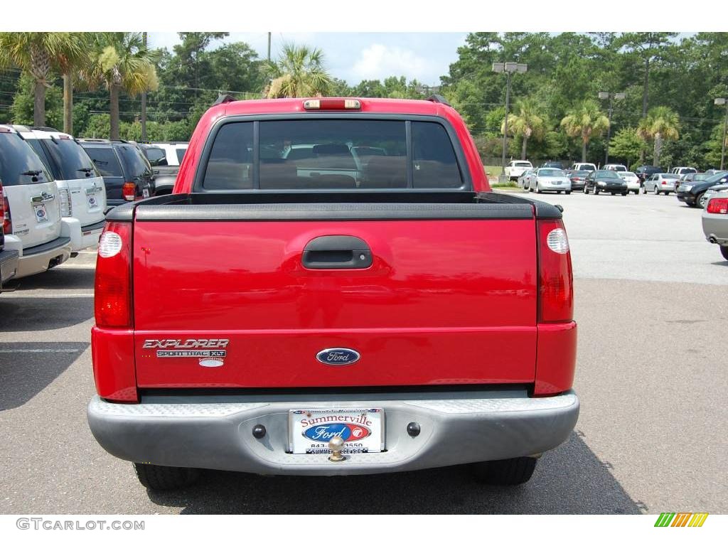 2005 Explorer Sport Trac XLT - Bright Red / Medium Dark Flint photo #14