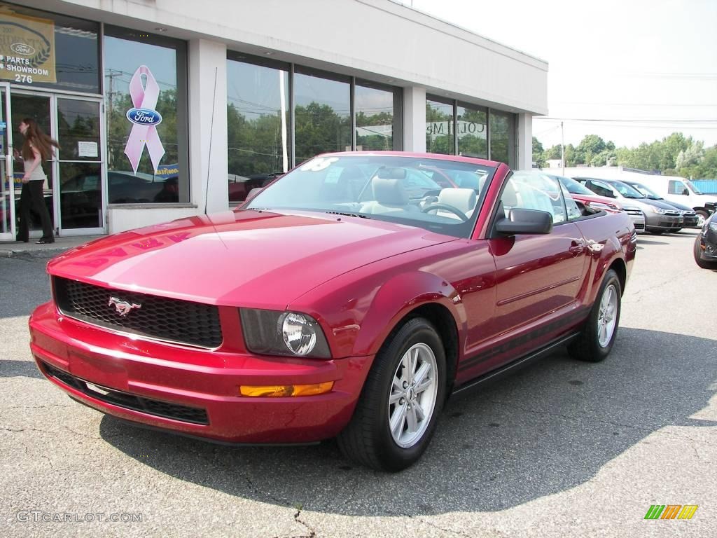 2005 Mustang V6 Deluxe Convertible - Redfire Metallic / Light Graphite photo #1