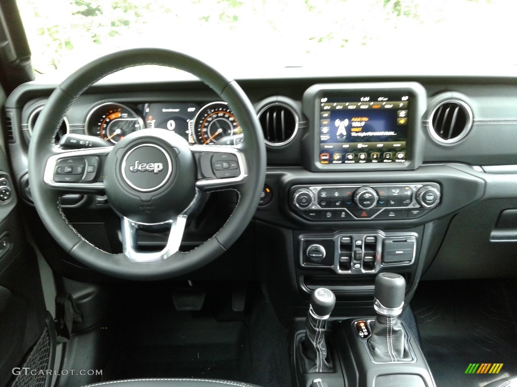 2021 Jeep Gladiator Overland 4x4 Black Dashboard Photo #142646140