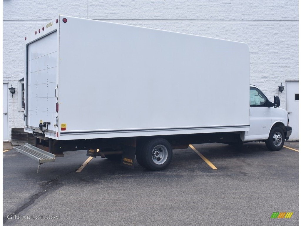 Summit White 2018 GMC Savana Cutaway 3500 Commercial Moving Truck Exterior Photo #142646290