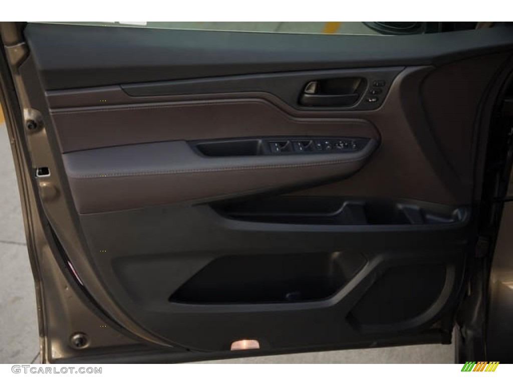 2022 Honda Odyssey EX-L Mocha Door Panel Photo #142647577