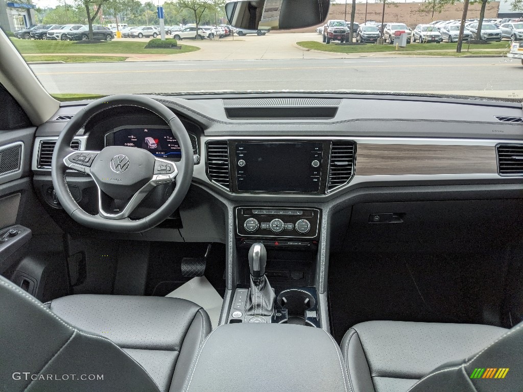 2021 Volkswagen Atlas SEL 4Motion Dashboard Photos