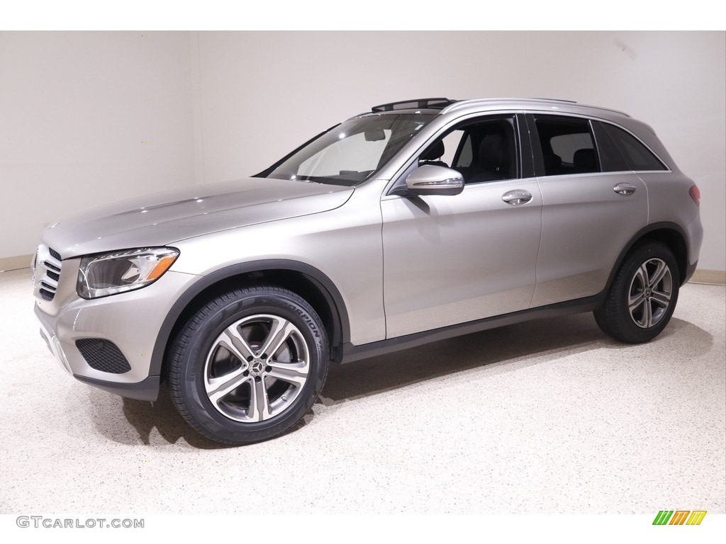 2019 GLC 300 4Matic - Mojave Silver Metallic / Black photo #3