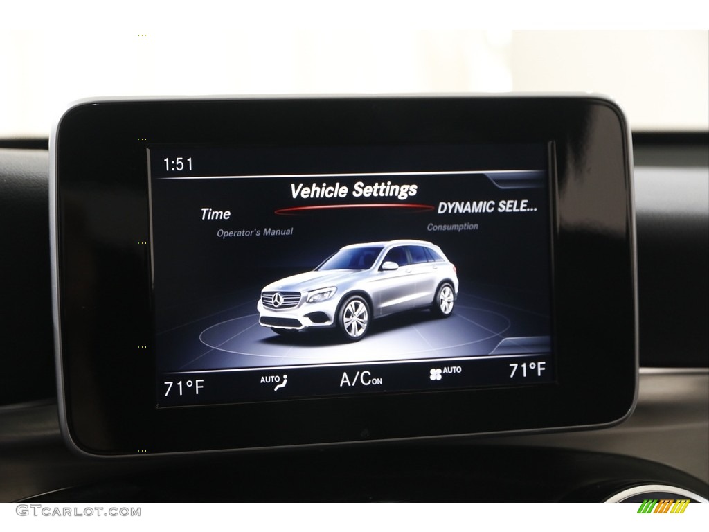 2019 GLC 300 4Matic - Mojave Silver Metallic / Black photo #13
