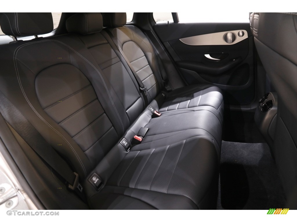 2019 GLC 300 4Matic - Mojave Silver Metallic / Black photo #17