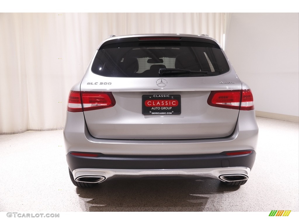 2019 GLC 300 4Matic - Mojave Silver Metallic / Black photo #19