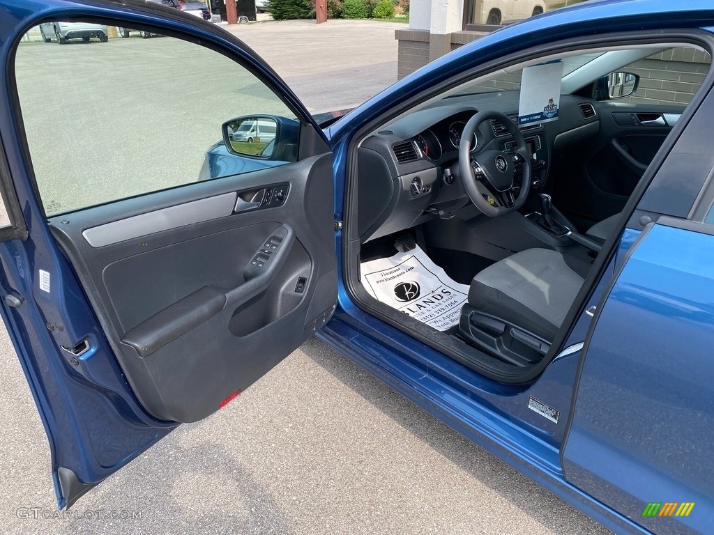 2018 Jetta S - Silk Blue Metallic / Black/Palladium Gray photo #10