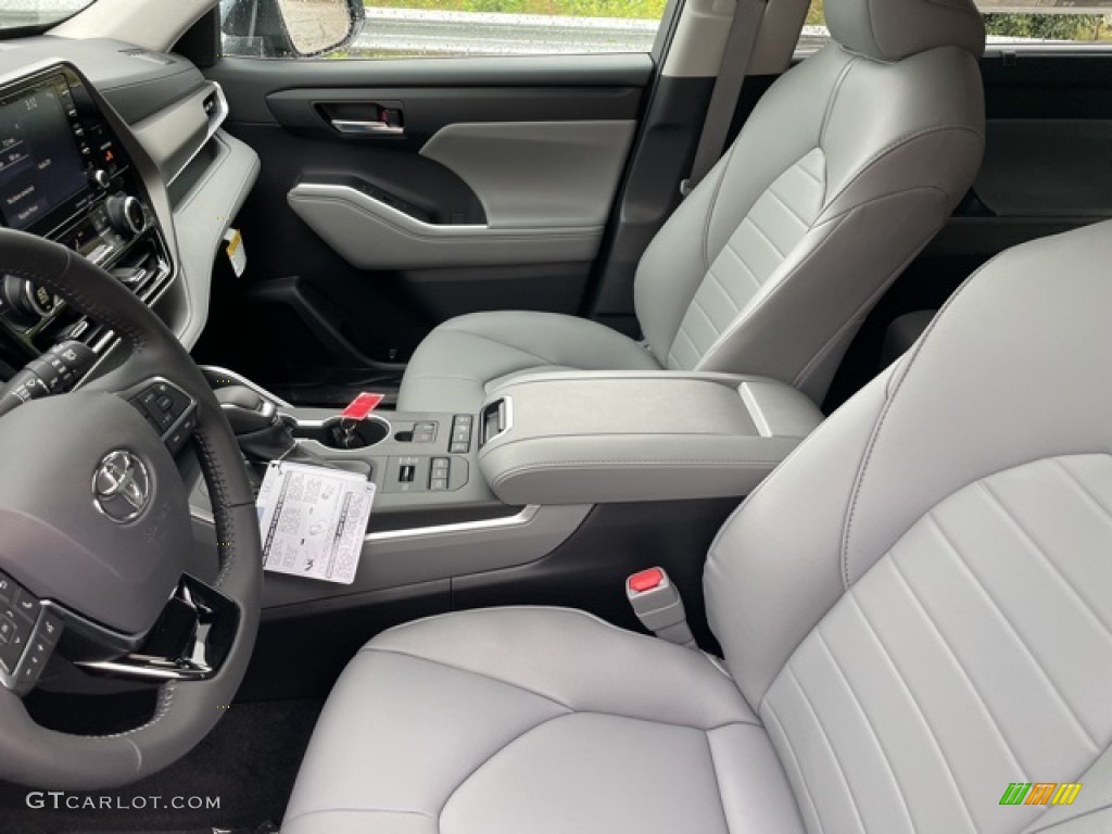 2021 Toyota Highlander XLE AWD Front Seat Photo #142650856