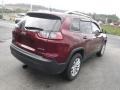 Velvet Red Pearl - Cherokee Latitude 4x4 Photo No. 9