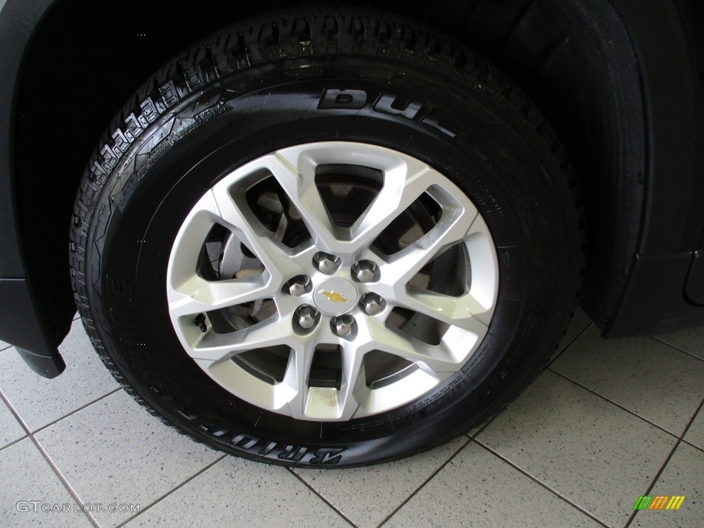 2019 Traverse LT - Black Current Metallic / Jet Black photo #12