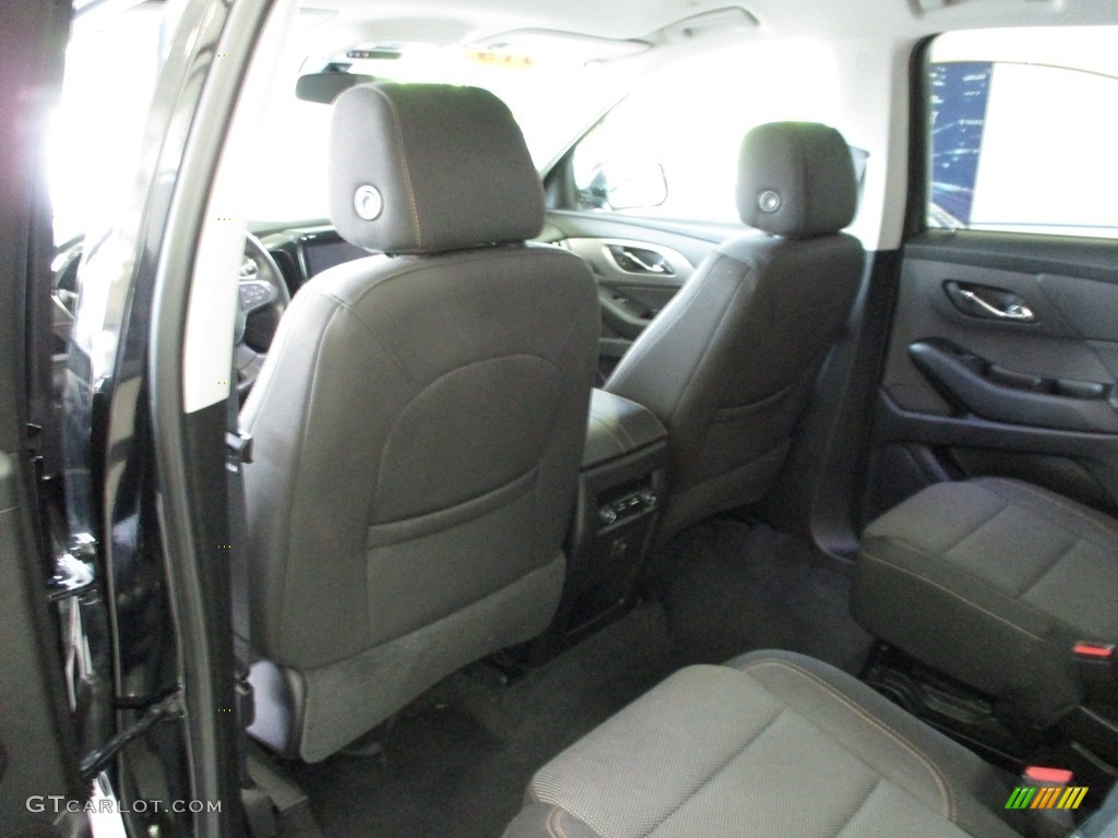 2019 Traverse LT - Black Current Metallic / Jet Black photo #24