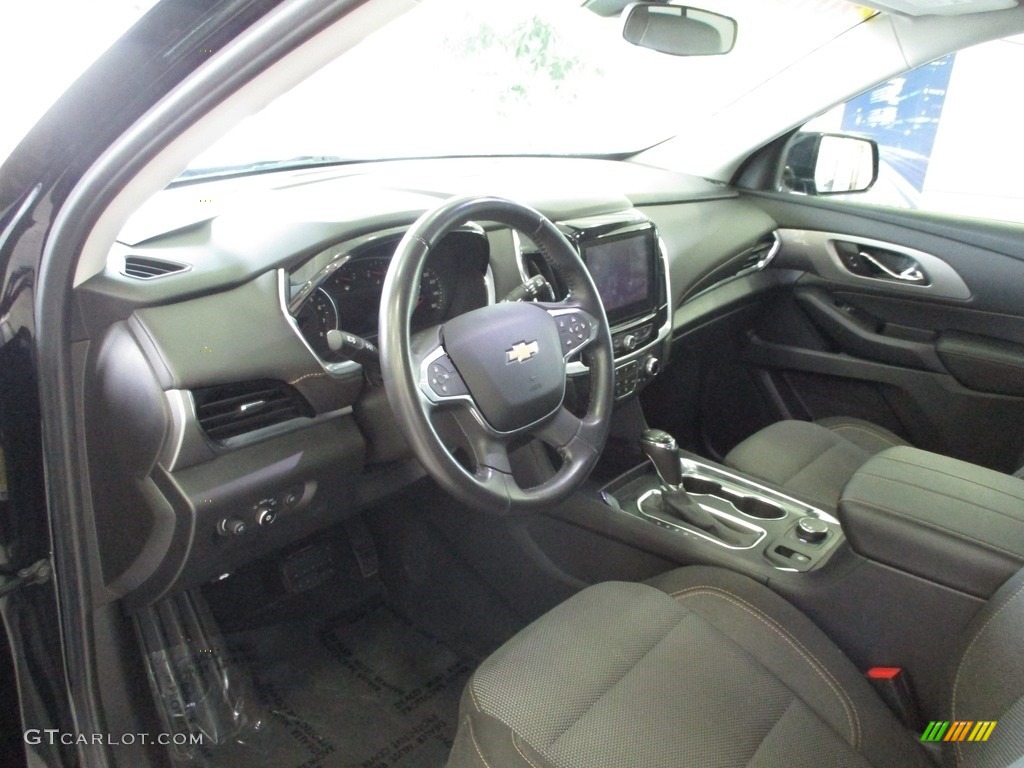 2019 Traverse LT - Black Current Metallic / Jet Black photo #28