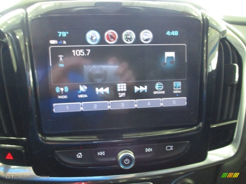 2019 Traverse LT - Black Current Metallic / Jet Black photo #36