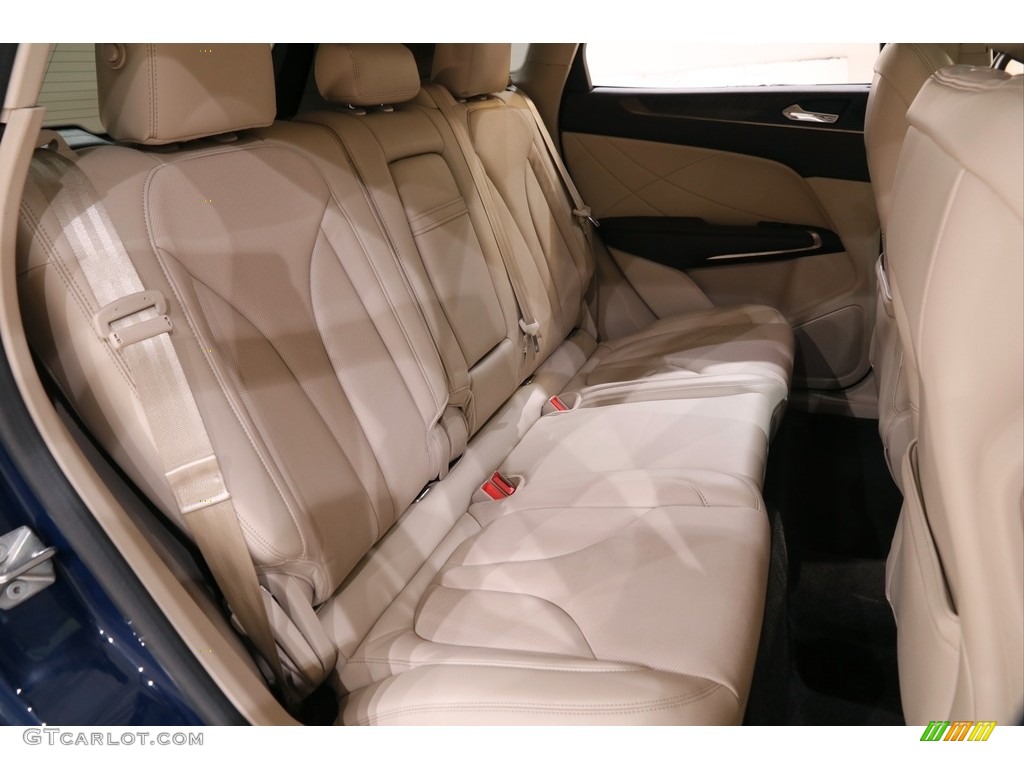 2019 Lincoln MKC Reserve AWD Rear Seat Photo #142656320