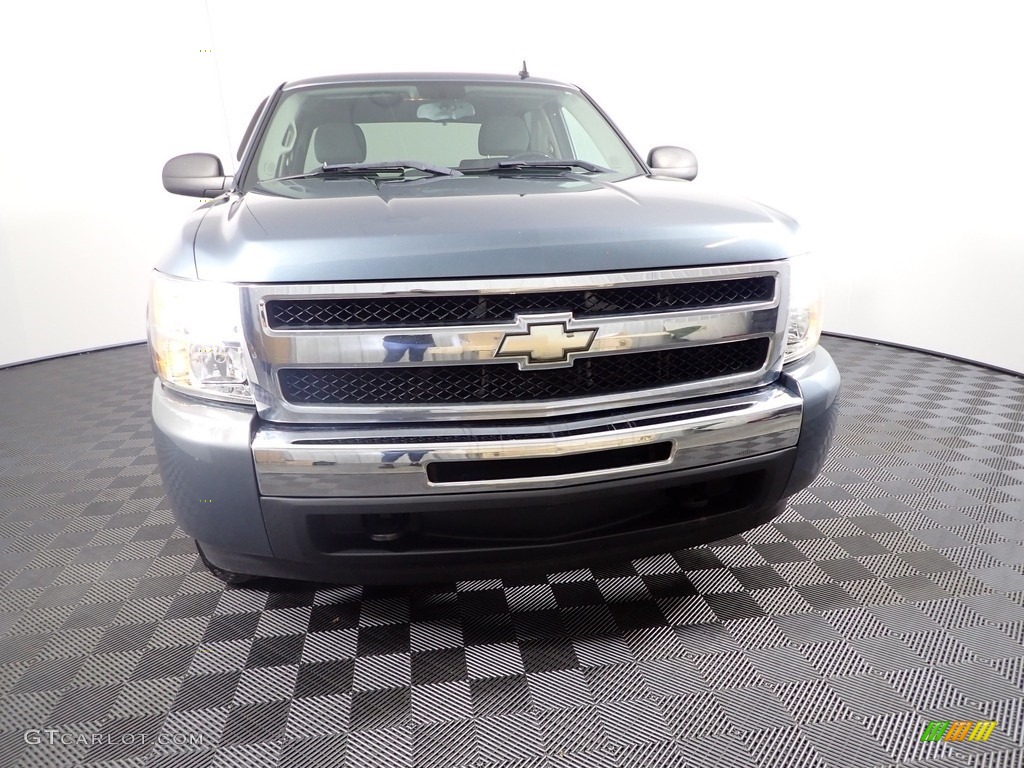 2009 Silverado 1500 LT Crew Cab 4x4 - Graystone Metallic / Ebony photo #3