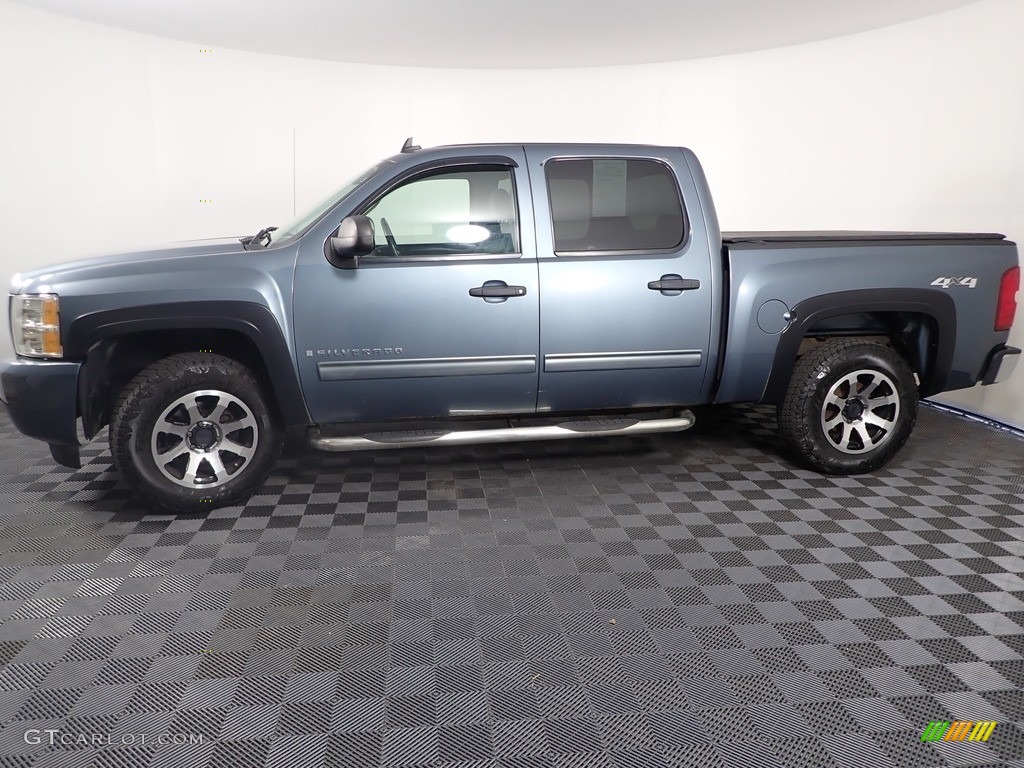 2009 Silverado 1500 LT Crew Cab 4x4 - Graystone Metallic / Ebony photo #5