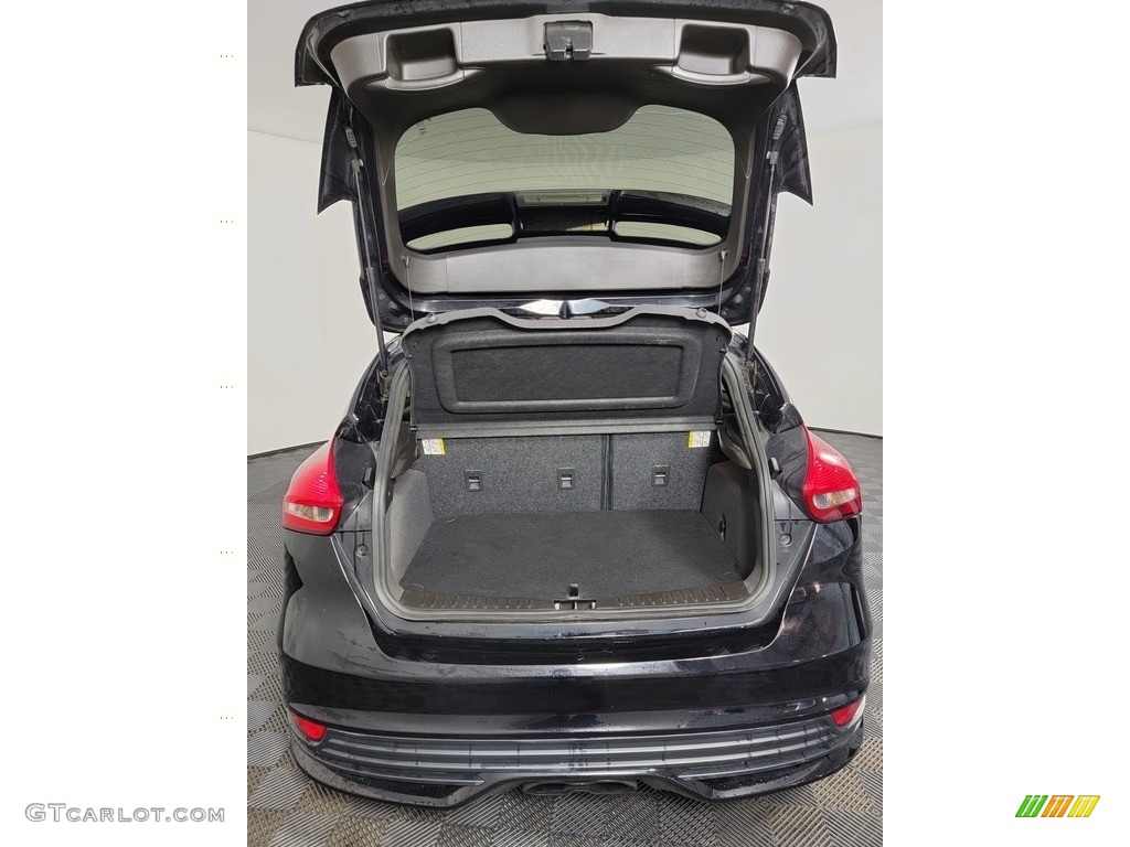 2017 Focus ST Hatch - Shadow Black / Charcoal Black photo #12