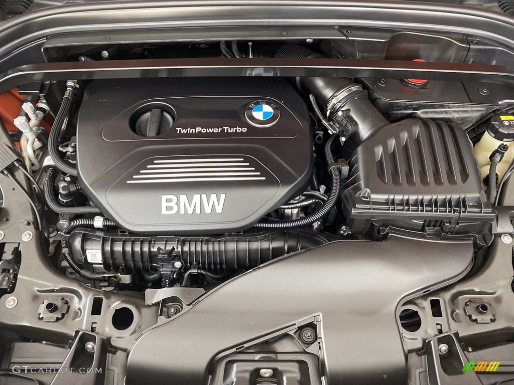 2018 BMW X2 sDrive28i Engine Photos