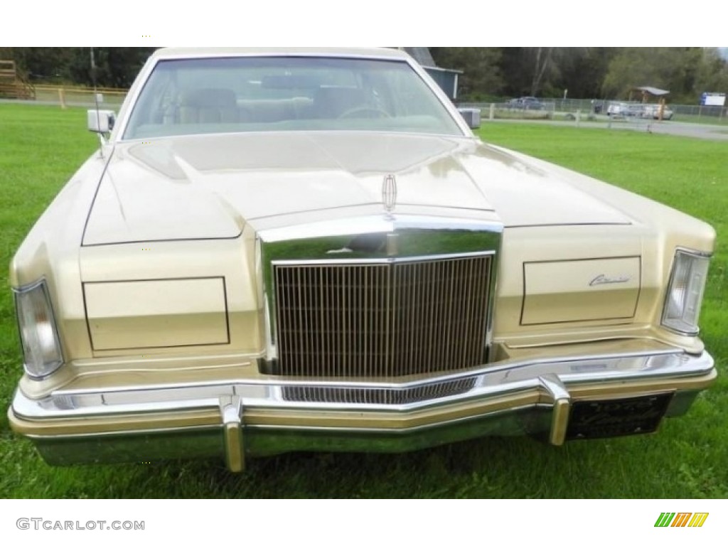 Jubilee Gold 1978 Lincoln Continental Mark V Diamond Jubilee Edition Coupe Exterior Photo #142659479