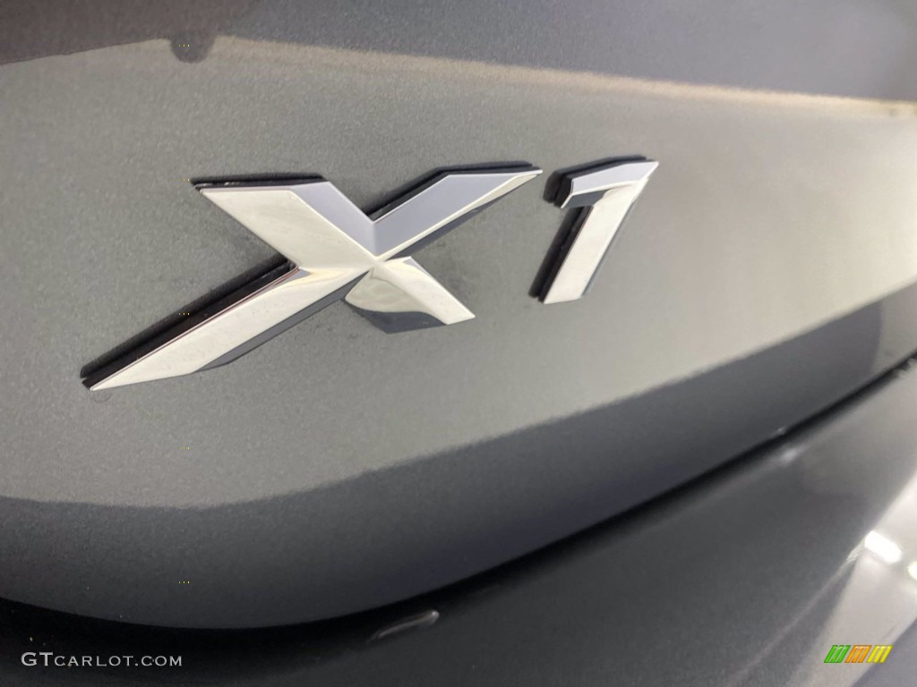 2020 X1 sDrive28i - Mineral Grey Metallic / Black photo #11