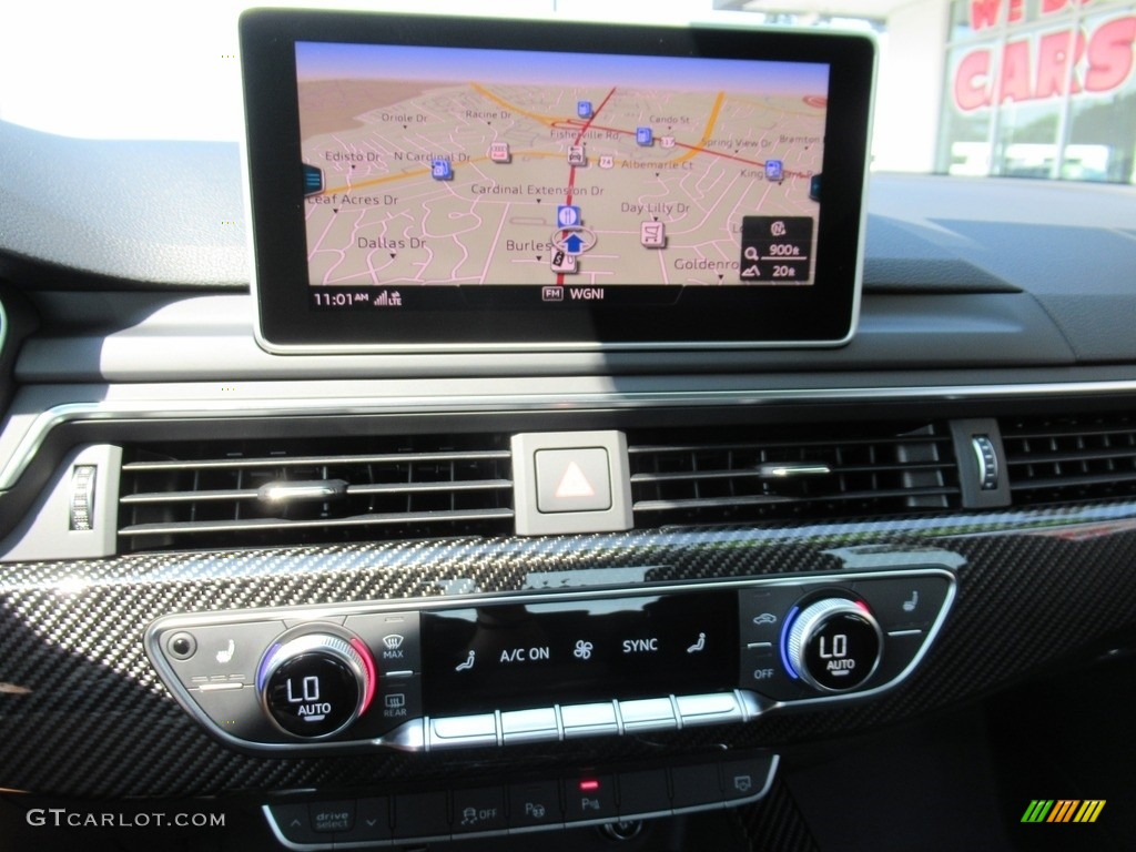 2019 Audi RS 5 Sportback 2.9T quattro Controls Photo #142662101