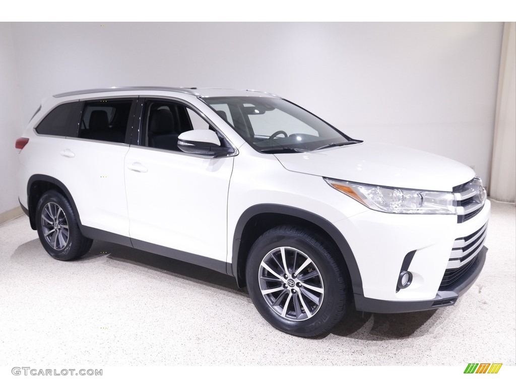 2019 Highlander XLE AWD - Blizzard Pearl White / Black photo #1