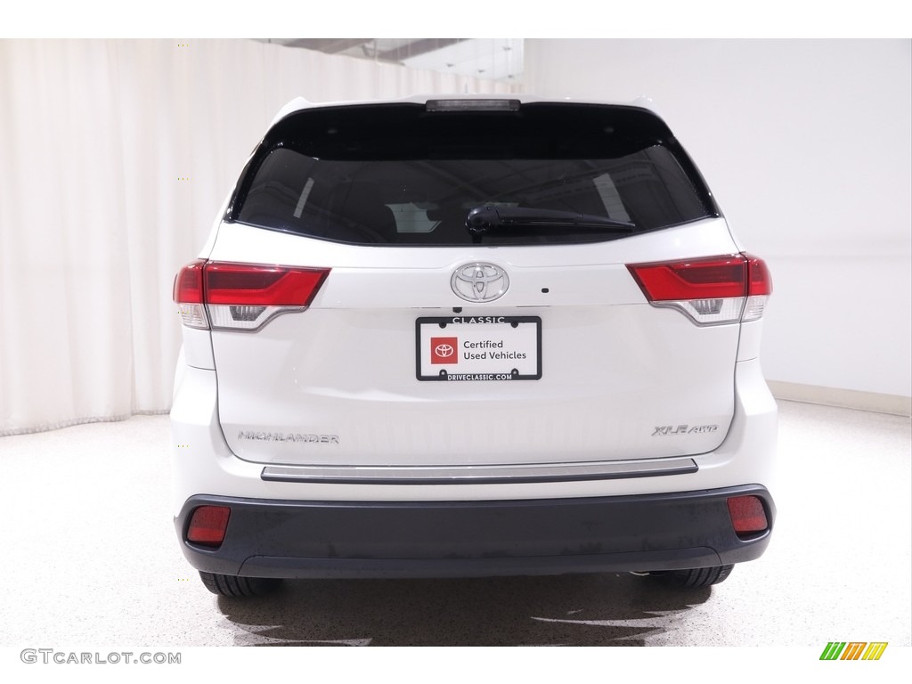 2019 Highlander XLE AWD - Blizzard Pearl White / Black photo #20