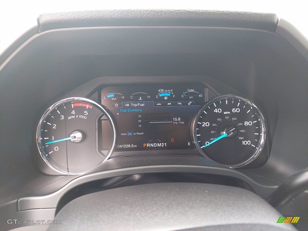 2019 F250 Super Duty Platinum Crew Cab 4x4 - Silver Spruce / Black photo #16