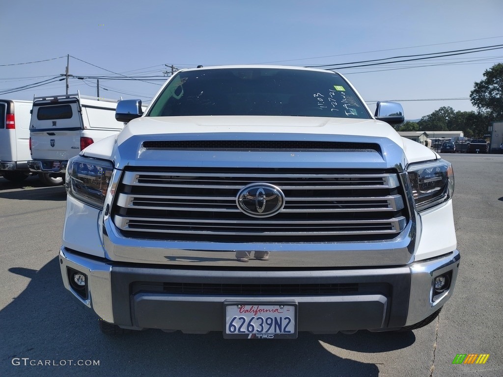 2018 Tundra Limited CrewMax 4x4 - Super White / Black photo #2