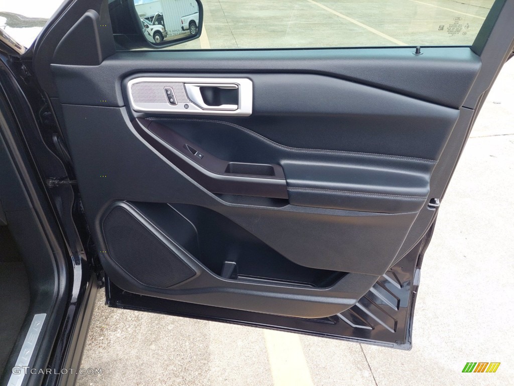 2020 Explorer Limited - Agate Black Metallic / Ebony photo #31