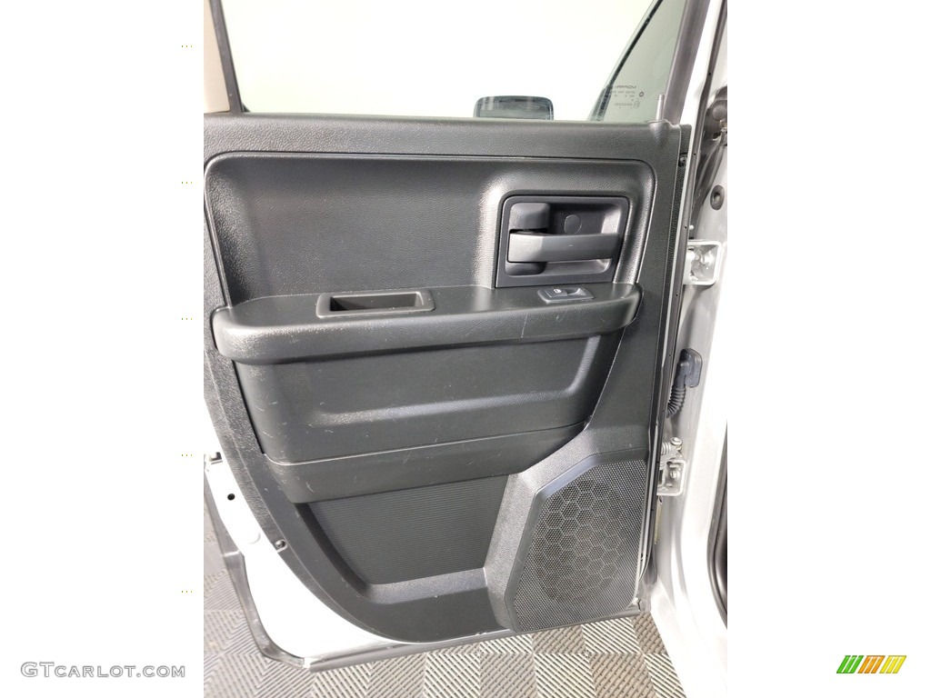 2018 1500 Tradesman Quad Cab 4x4 - Bright Silver Metallic / Black/Diesel Gray photo #23