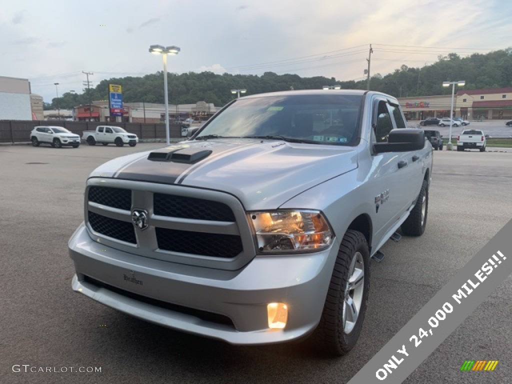 2014 1500 Express Quad Cab 4x4 - Bright Silver Metallic / Black/Diesel Gray photo #1