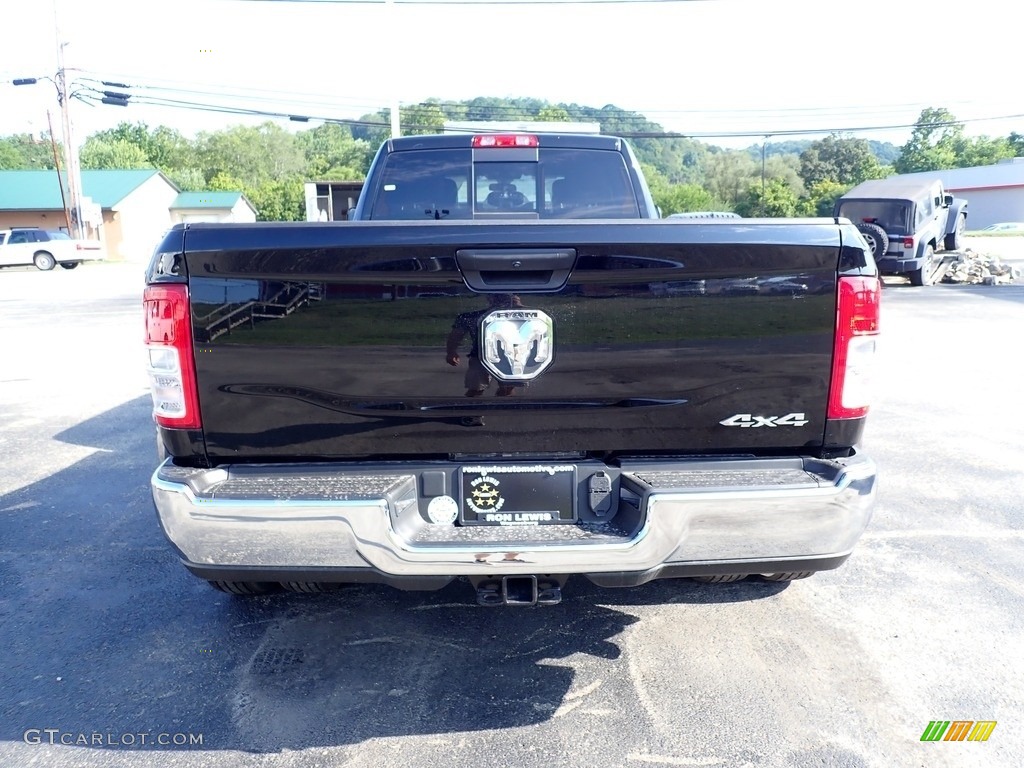 2021 3500 Tradesman Crew Cab 4x4 - Black / Black photo #5