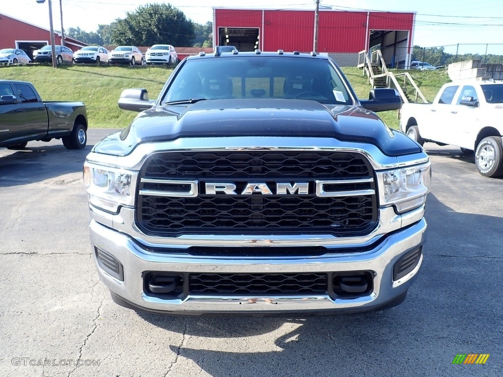 2021 3500 Tradesman Crew Cab 4x4 - Black / Black photo #9