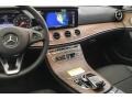 Black - E 300 Sedan Photo No. 6