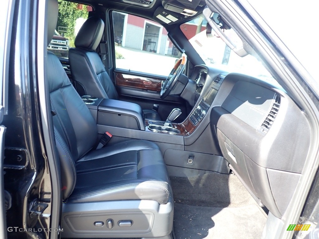 2015 Navigator L 4x4 - Tuxedo Black Metallic / Ebony photo #9