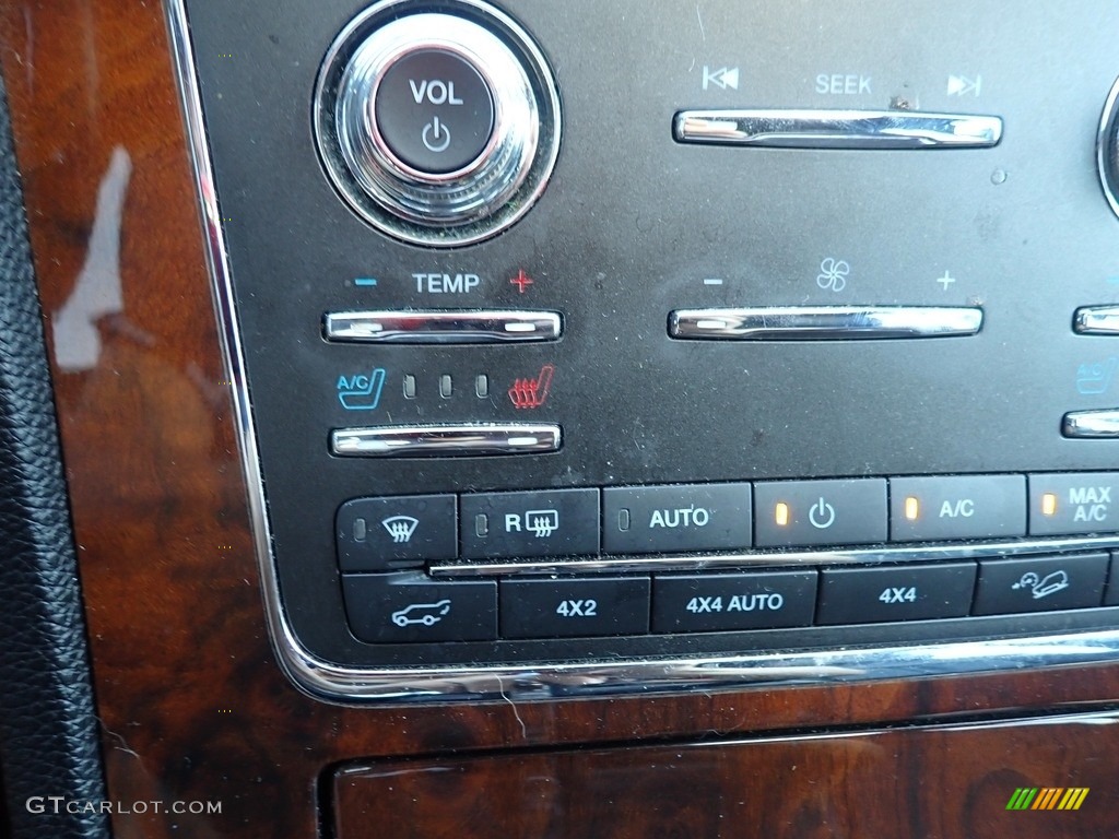 2015 Lincoln Navigator L 4x4 Controls Photo #142674113