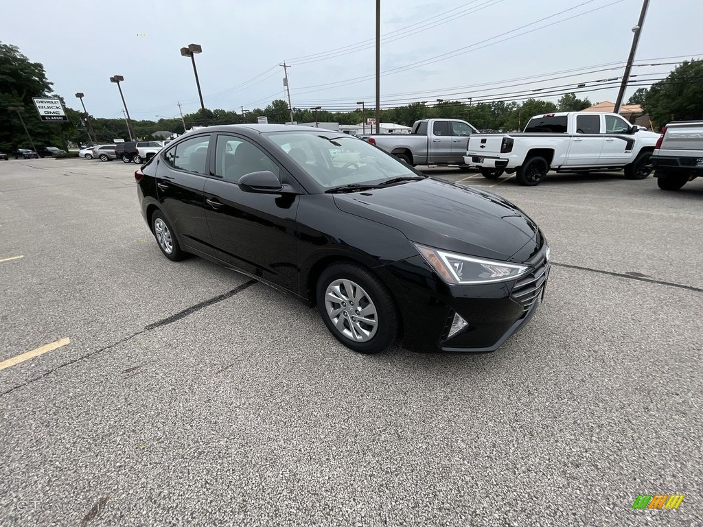 2019 Elantra SE - Phantom Black / Gray photo #4
