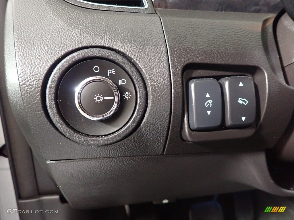 2012 Ford Taurus Limited AWD Controls Photos