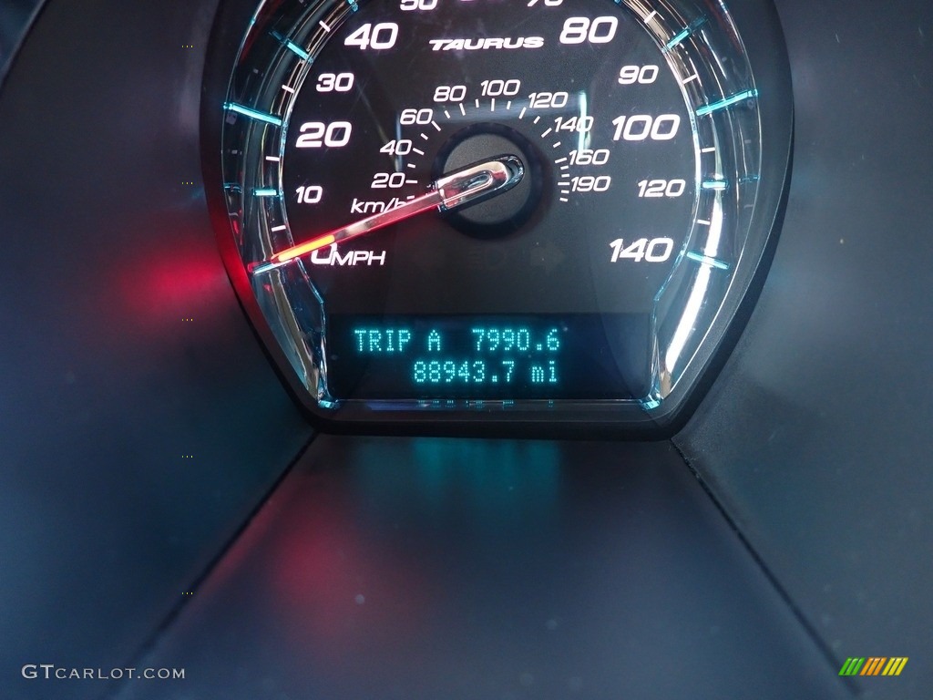 2012 Taurus Limited AWD - Ingot Silver / Charcoal Black photo #45