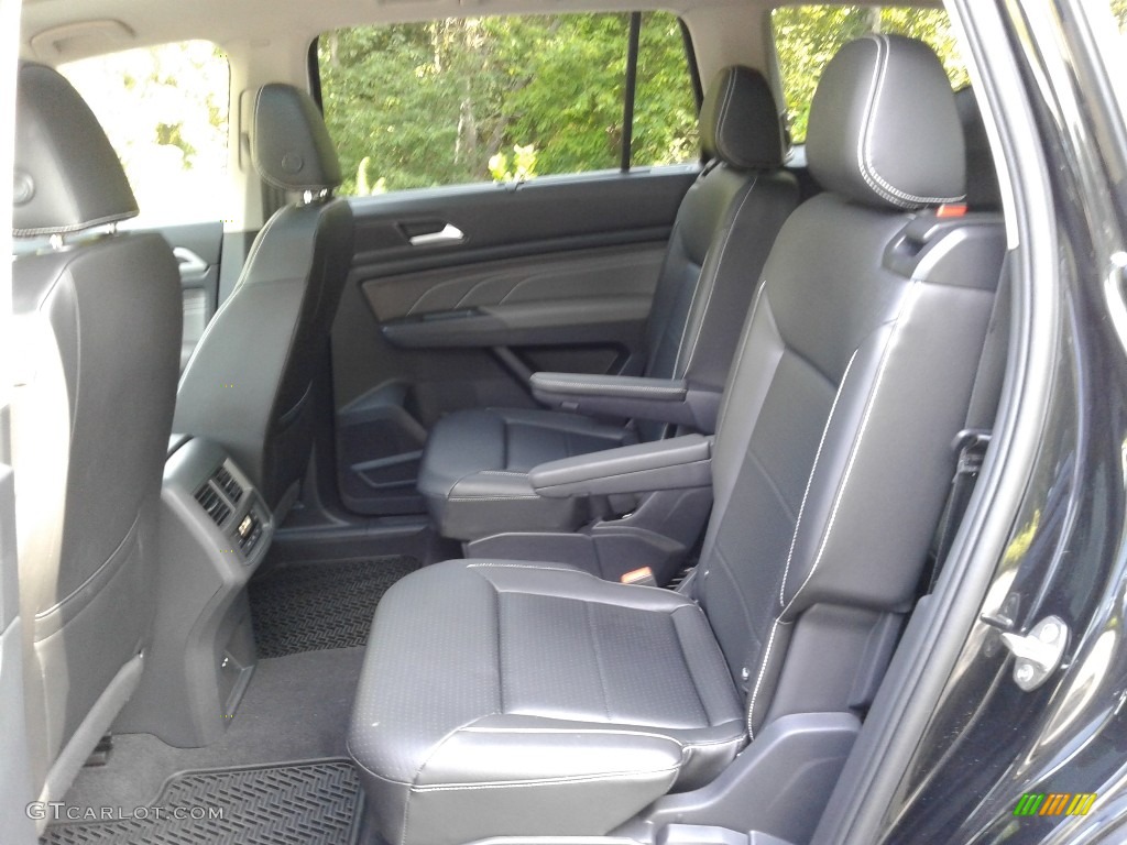 2021 Volkswagen Atlas SE R-Line Rear Seat Photo #142676573