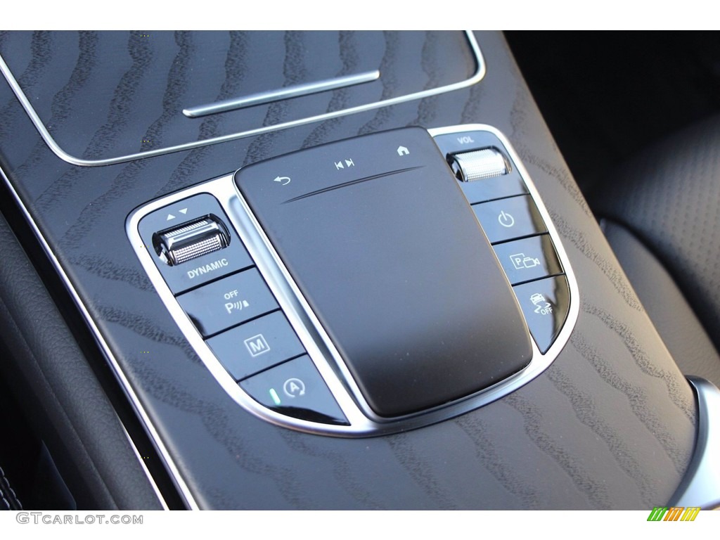 2021 Mercedes-Benz GLC 300 4Matic Controls Photos
