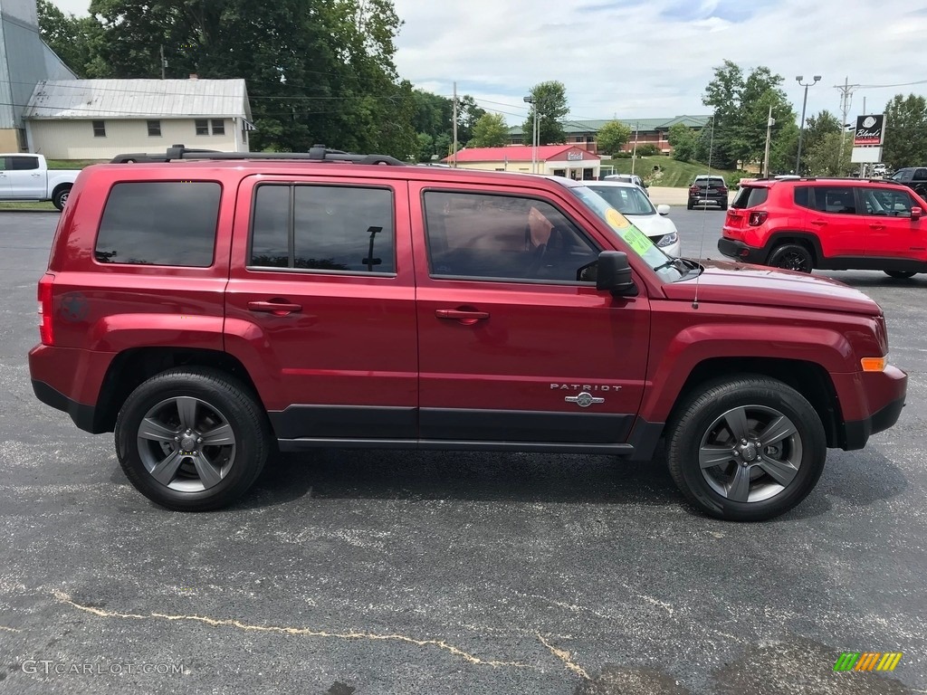 2014 Patriot Latitude 4x4 - Deep Cherry Red Crystal Pearl / Dark Slate Gray/Light Pebble photo #6